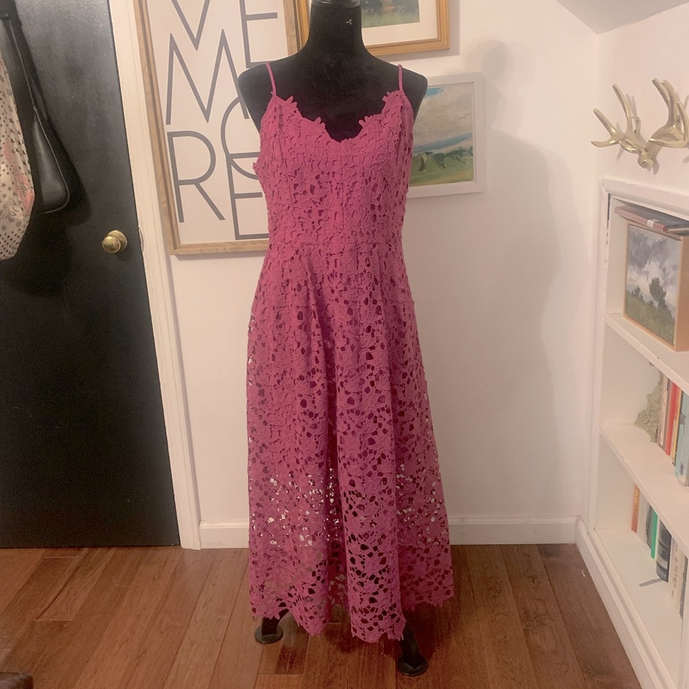 Astr The Label Fuchsia Lace Midi Dress